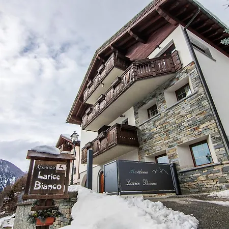 Aparthotel Larice Bianco App N2 3*